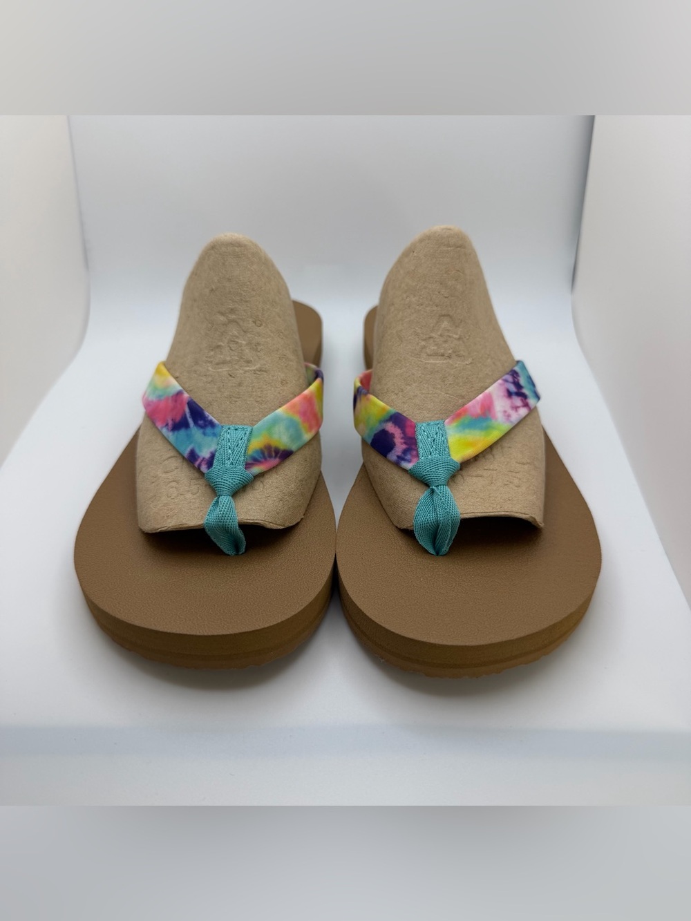 NWOT Sanuk Women’s Size 7 Tie-Dye Sandal Flip Flops